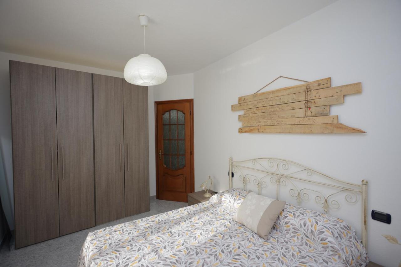 דירות Leivi La Casa Col Portico מראה חיצוני תמונה